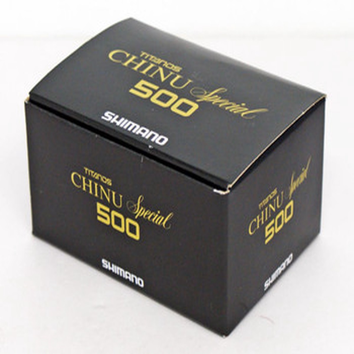 Shimano (Fishing) Titanos Chinu Special 500 Baitcasting Reel