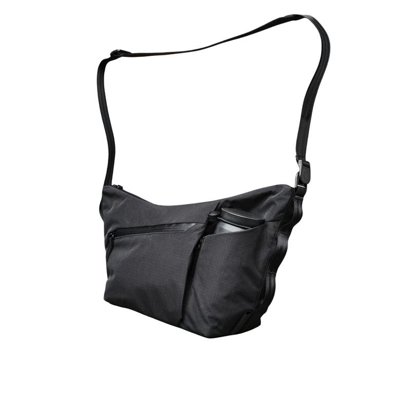 ALPAKA Flow Satchel Axoflux 210D (Black)