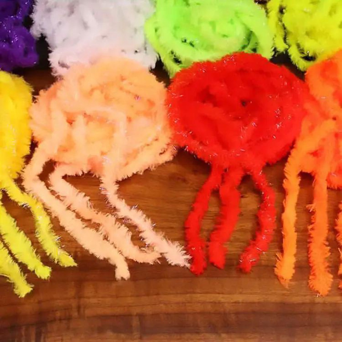 UV2 Roe Yarn
